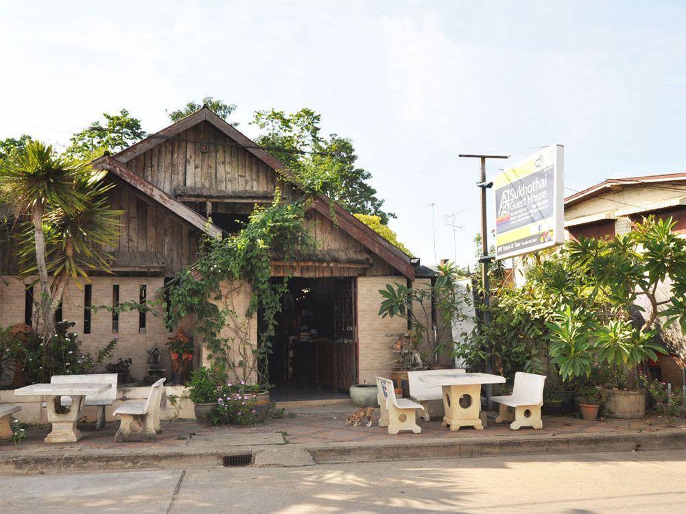 Sukhothai Guest House Exterior photo